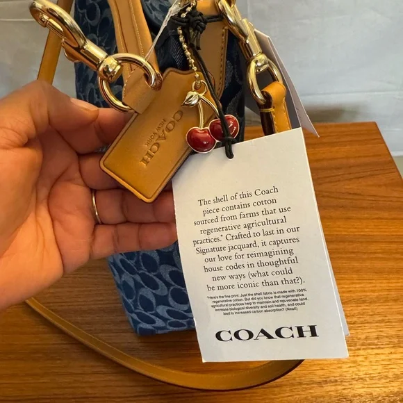 COACH Laurel Large shoulder bag in Signature Denim - Picture 4 of 6